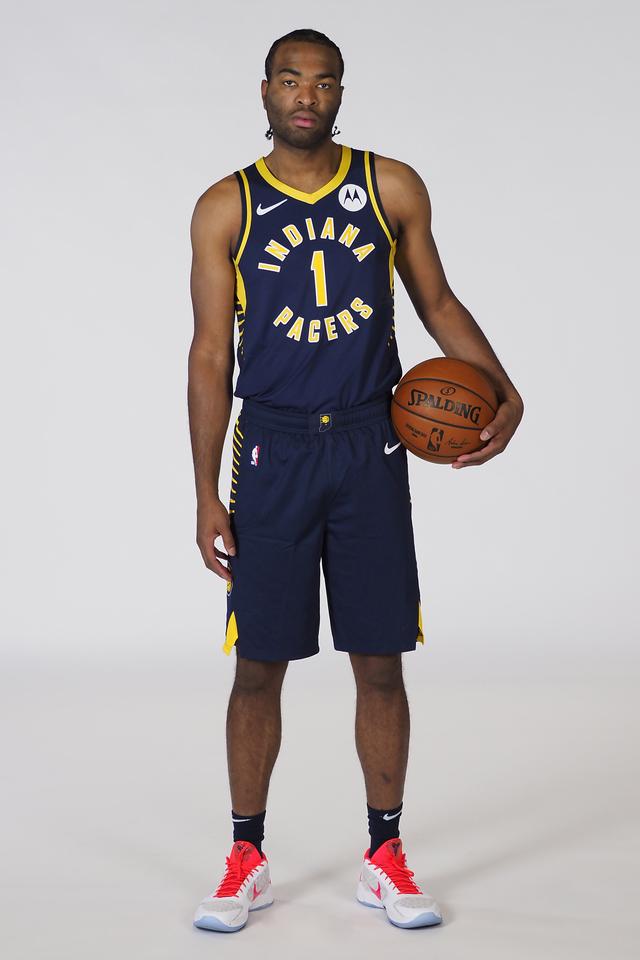 队普遍存在 队普遍存在